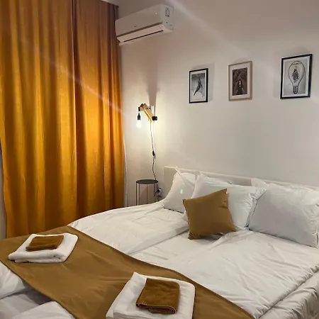 Apartment Boutique 2bb 2br Location And Stunning View! *