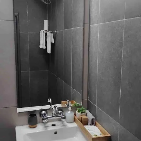 Boutique 2bb 2br Location And Stunning View! Apartment
